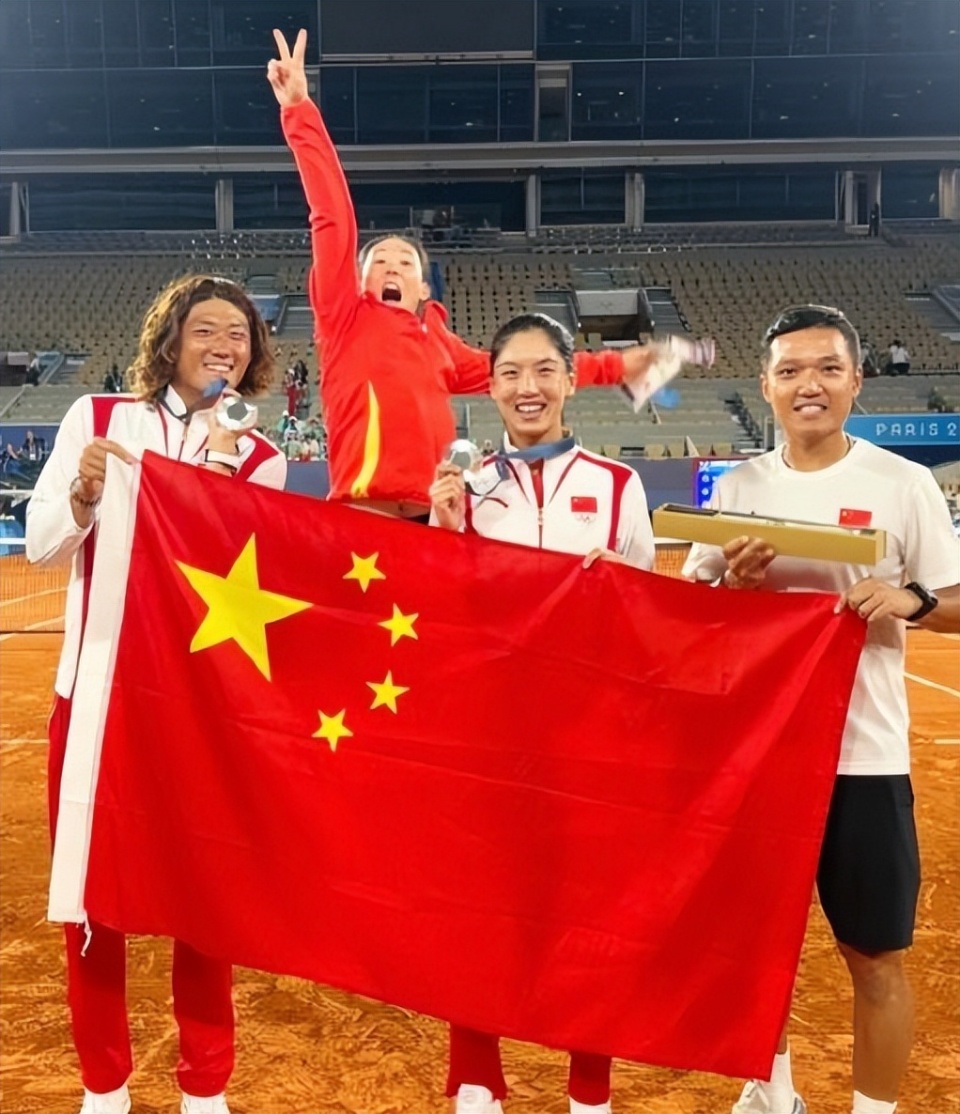 莎拉波娃新星大比分获胜表现突出，中国队前途光明！